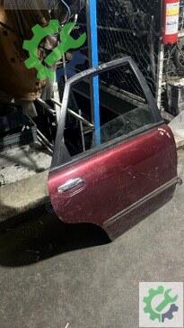 Volvo S40 Sağ Arka Kapı 1997-2002 çıkma parça