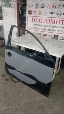 Volkswagen Passat Sağ Ön Kapı 1997-2004 çıkma parça