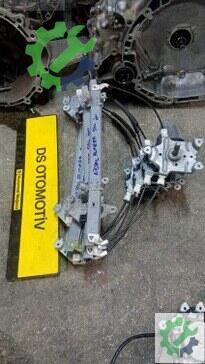 Nissan Almera Sol Ön Cam Krikosu 1997-2005 çıkma parça
