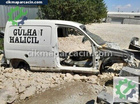Peugeot Partner Oto Lastik çıkma parça
