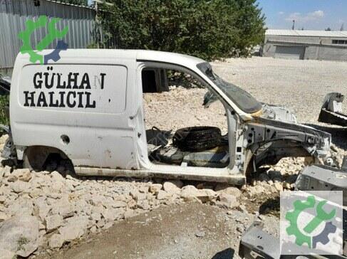 Peugeot Partner Oto Lastik çıkma parça
