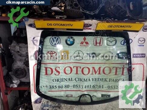 Toyota Avensis Arka Cam çıkma parça