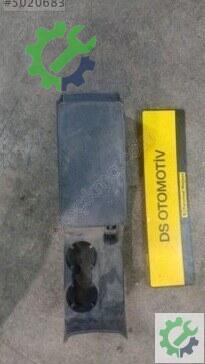 Volkswagen Passat Orta Konsol 1998-2001 çıkma parça