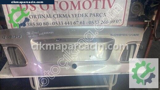 Mercedes-Benz E Serisi Bagaj Kapağı çıkma parça