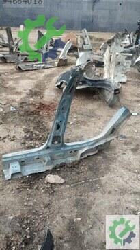 Ford Focus Sağ Marşpiyel Sacı 1998-2004 çıkma parça
