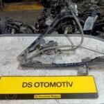 1998-2004 FORD FOCUS SOL ÖN CAM KRİKOSU
