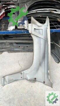 Jeep Grand Cherokee Sağ Ön Çamurluk 1998-2004 çıkma parça