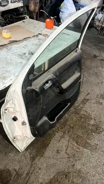 Opel Astra Sağ Ön Kapı 1998-2004 çıkma parça