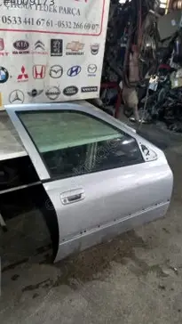 Peugeot 406 Sağ Ön Kapı 1998-2004 çıkma parça