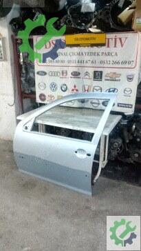 Volkswagen Golf Sol Ön Kapı 1998-2004 çıkma parça