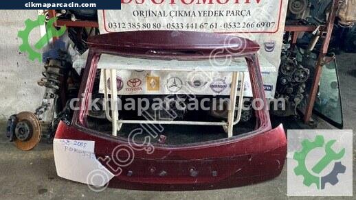 Ford Focus Bagaj Kapağı çıkma parça
