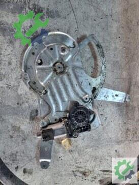 Volvo S60 Sol Ön Cam Krikosu 1998-2006 çıkma parça