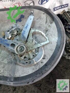 Volvo S60 Sol Ön Cam Krikosu 1998-2006 çıkma parça