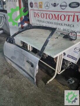 Toyota Avensis Sol Ön Kapı 1999-2001 çıkma parça