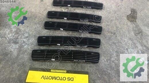 Volkswagen Polo Tampon Izgarası çıkma parça