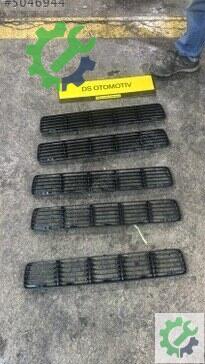 Volkswagen Polo Tampon Izgarası 1999-2001 çıkma parça