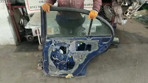 Honda Accord Sağ Arka Kapı 1999-2002 çıkma parça