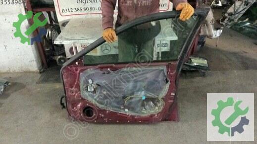 Honda Accord Sağ Ön Kapı 1999-2002 çıkma parça