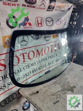 Kia Sephia Arka Cam 1999-2003 çıkma parça