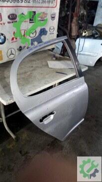 Toyota Yaris Sağ Arka Kapı 1999-2005 çıkma parça