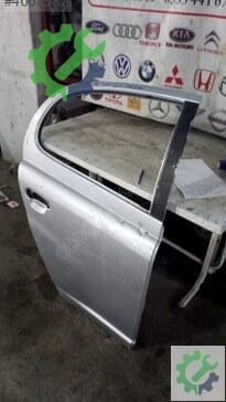 Toyota Yaris Sağ Arka Kapı 1999-2005 çıkma parça