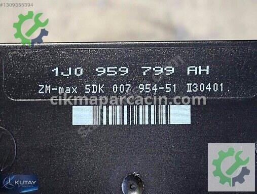Volkswagen Passat Beyin 1J0959799AH çıkma parça