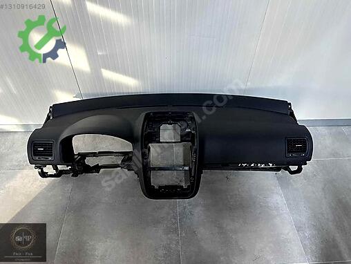 Volkswagen Golf Torpido 1K1857001 çıkma parça