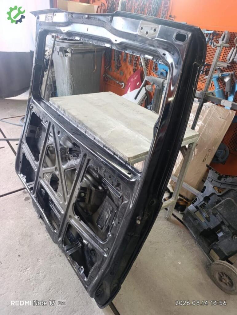 Mercedes-Benz Vito Bagaj Kapağı çıkma parça