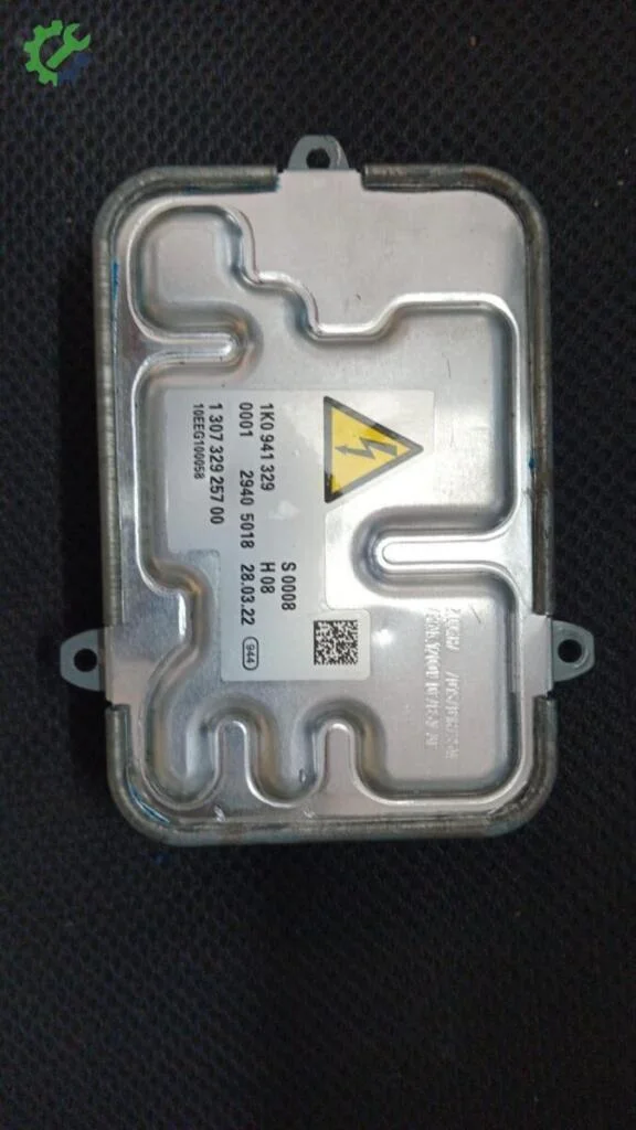 Volkswagen EOS Far Beyni 1K0941329 çıkma parça