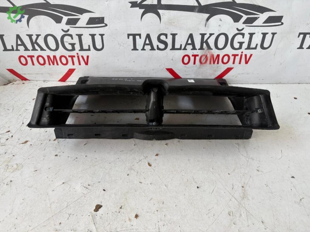 Tesla Model Y Fan Paneli 164066700 çıkma parça