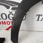 TOYOTA COROLLA CROSS SOL ÖN ÇAMURLUK DODİK