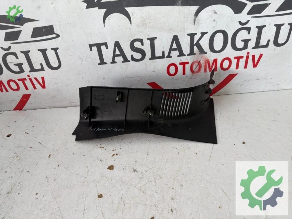 Ford Fusion Bakalit çıkma parça