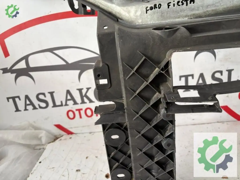 Ford Fiesta Ön Panel çıkma parça