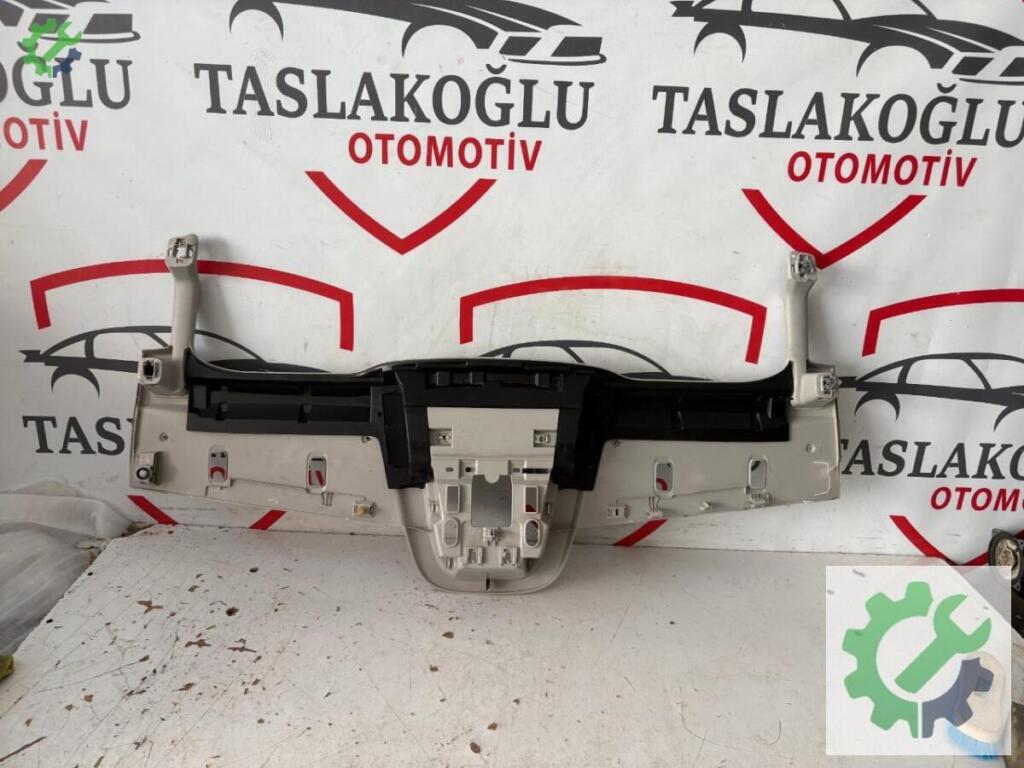 Peugeot Rifter Bakalitler çıkma parça