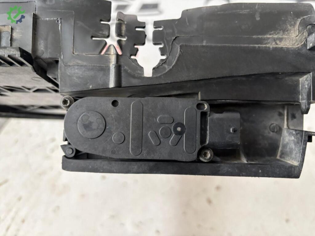Peugeot 508 Fan Paneli çıkma parça
