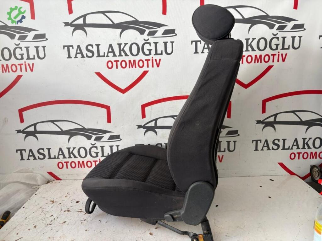 Audi A3 Yolcu Koltuğu çıkma parça