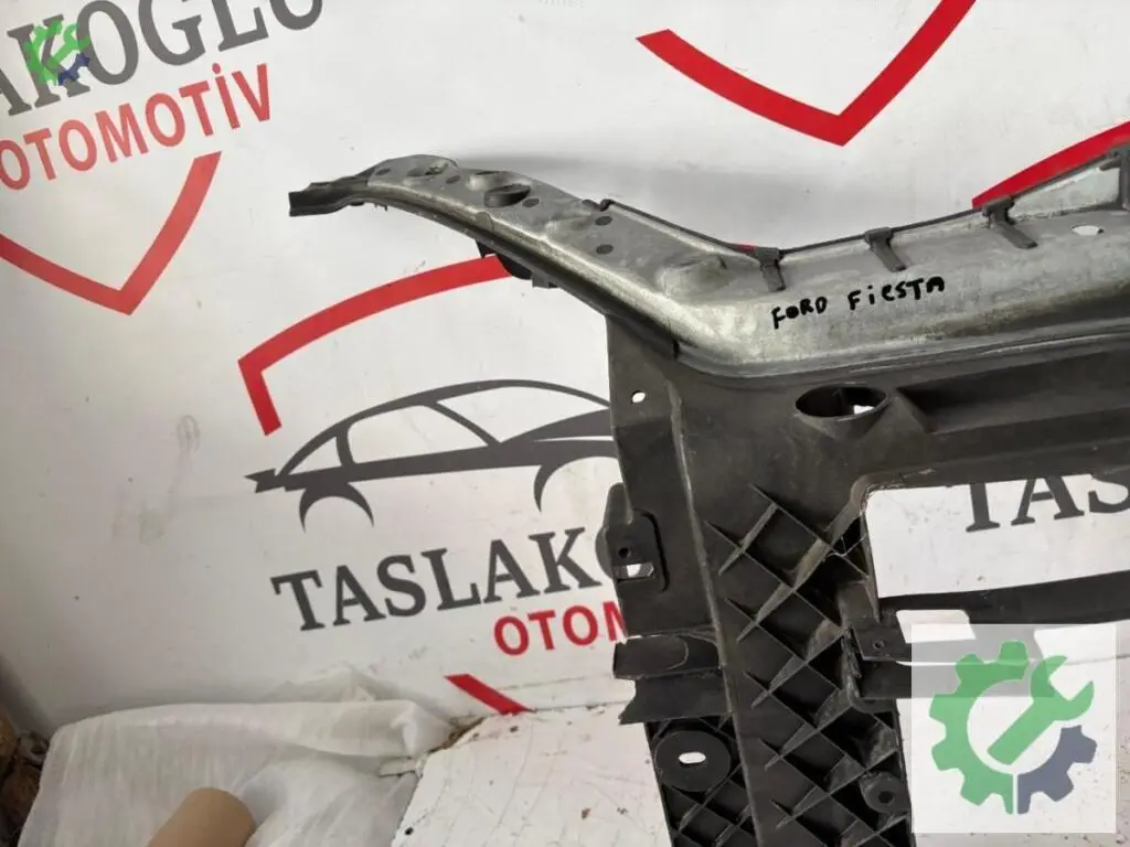 Ford Fiesta Ön Panel çıkma parça