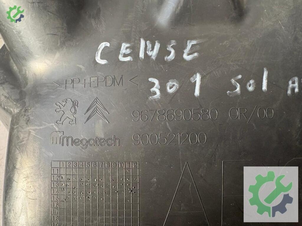Peugeot 301 Davlumbaz çıkma parça