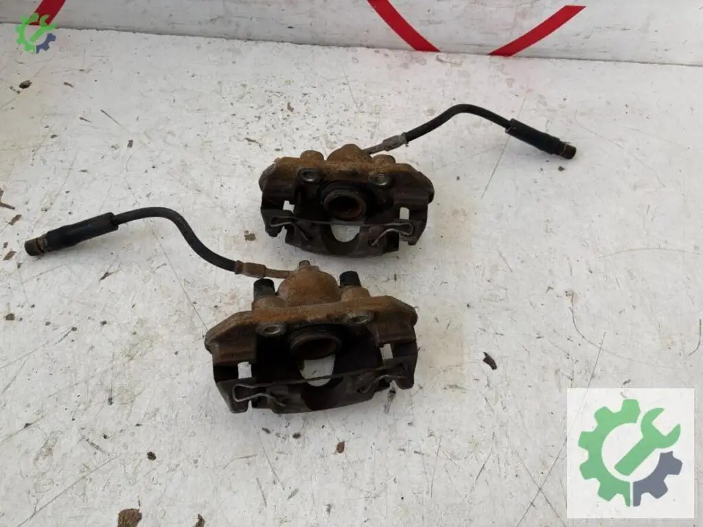 Opel Corsa Ön Kaliper çıkma parça