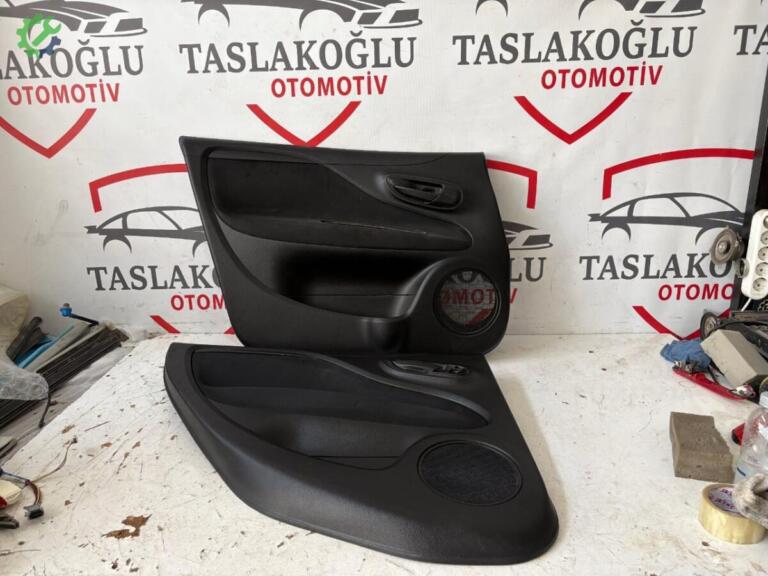 Fiat Punto Kapı Döşemesi çıkma parça