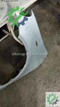 Toyota Yaris Çamurluk 2000-2004 çıkma parça