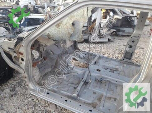 Nissan Pick-up Kabin 2000-2005 çıkma parça