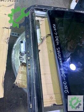 Mercedes-Benz C Serisi Sunroof çıkma parça