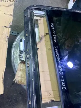 Mercedes-Benz C Serisi Sunroof çıkma parça