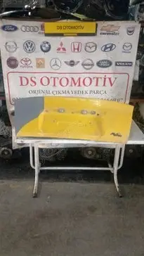 Hyundai Accent Bagaj Kapağı çıkma parça