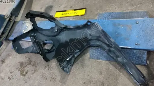Nissan Almera Sol Arka Çamurluk 2001-2004 çıkma parça