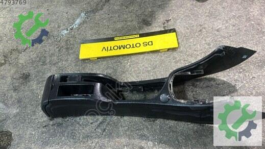 Peugeot 307 Orta Konsol 2001-2005 çıkma parça