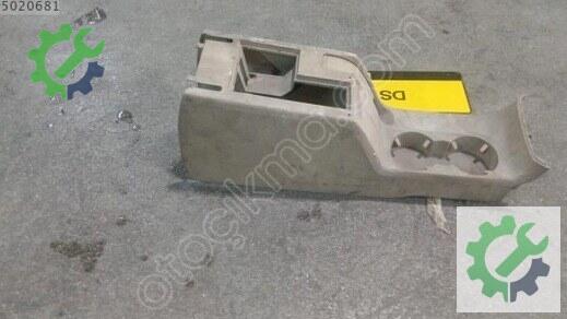 Volkswagen Passat Orta Konsol 2001-2005 çıkma parça