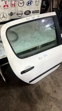 Peugeot 307 Sağ Arka Kapı 2001-2006 çıkma parça