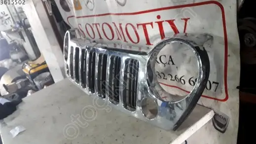 Jeep Grand Cherokee Ön Panjur 2001-2008 çıkma parça